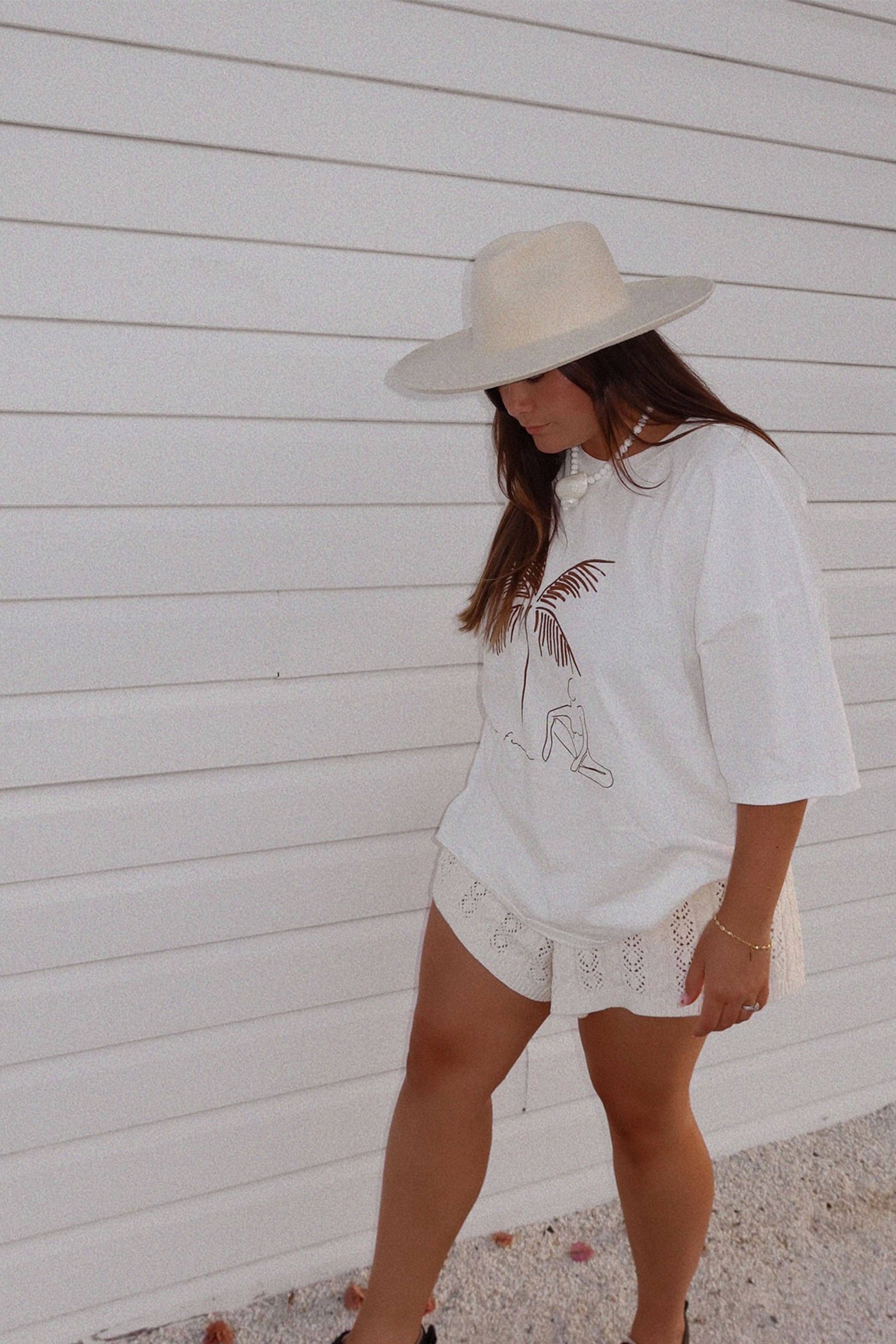 LA FEMME TEE